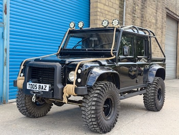 Used Land Rover Defender 110 2005 for sale - 79487527: Photo