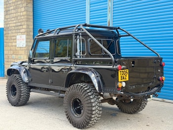 Used Land Rover Defender 110 2005 for sale - 79487527: Photo
