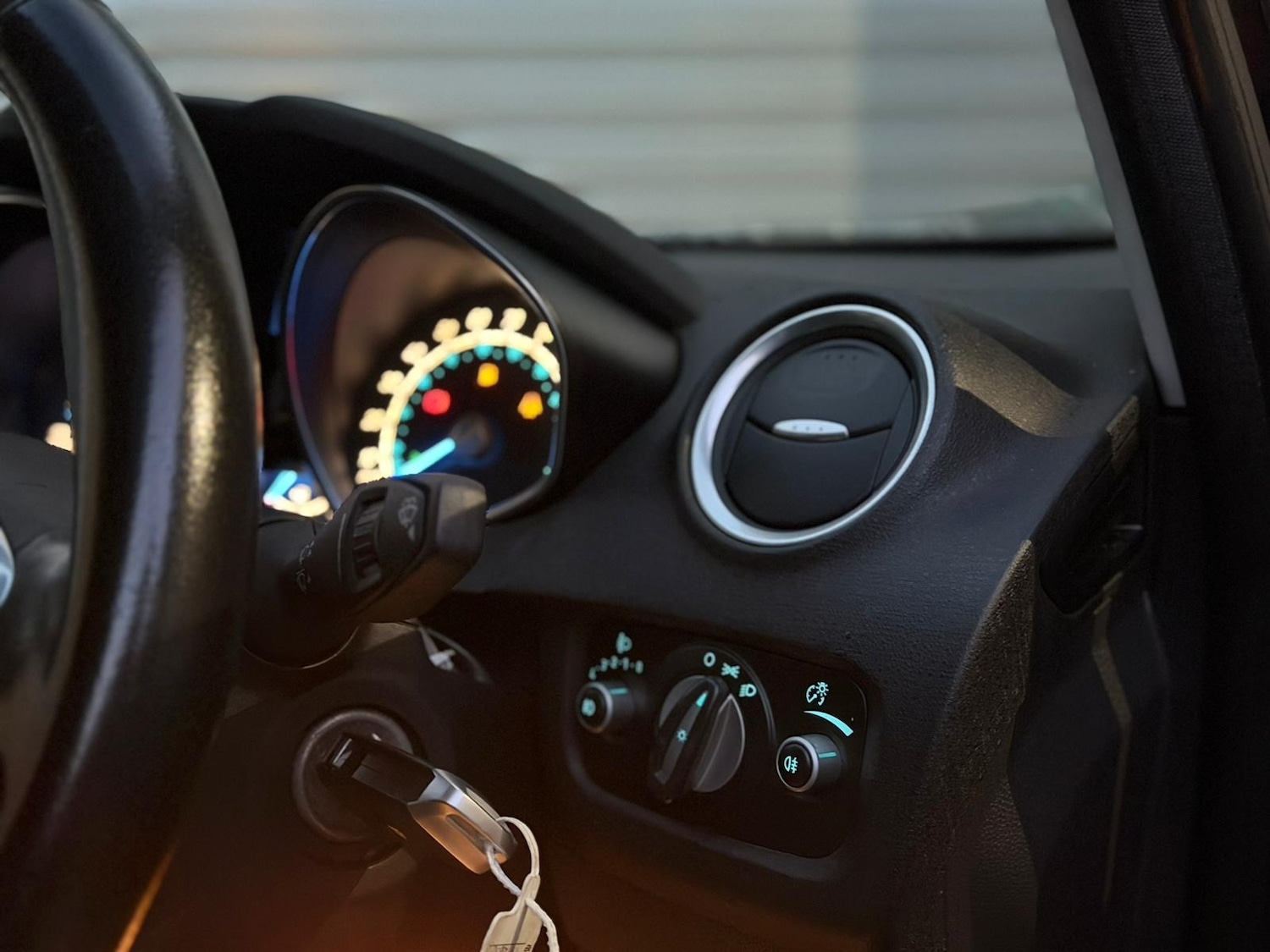 Used Ford Fiesta 2014 for sale - 76706988: Photo 6