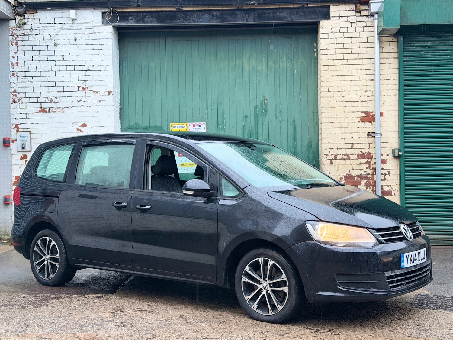 Used Volkswagen Sharan 2014 for sale - 77801941: Photo 1