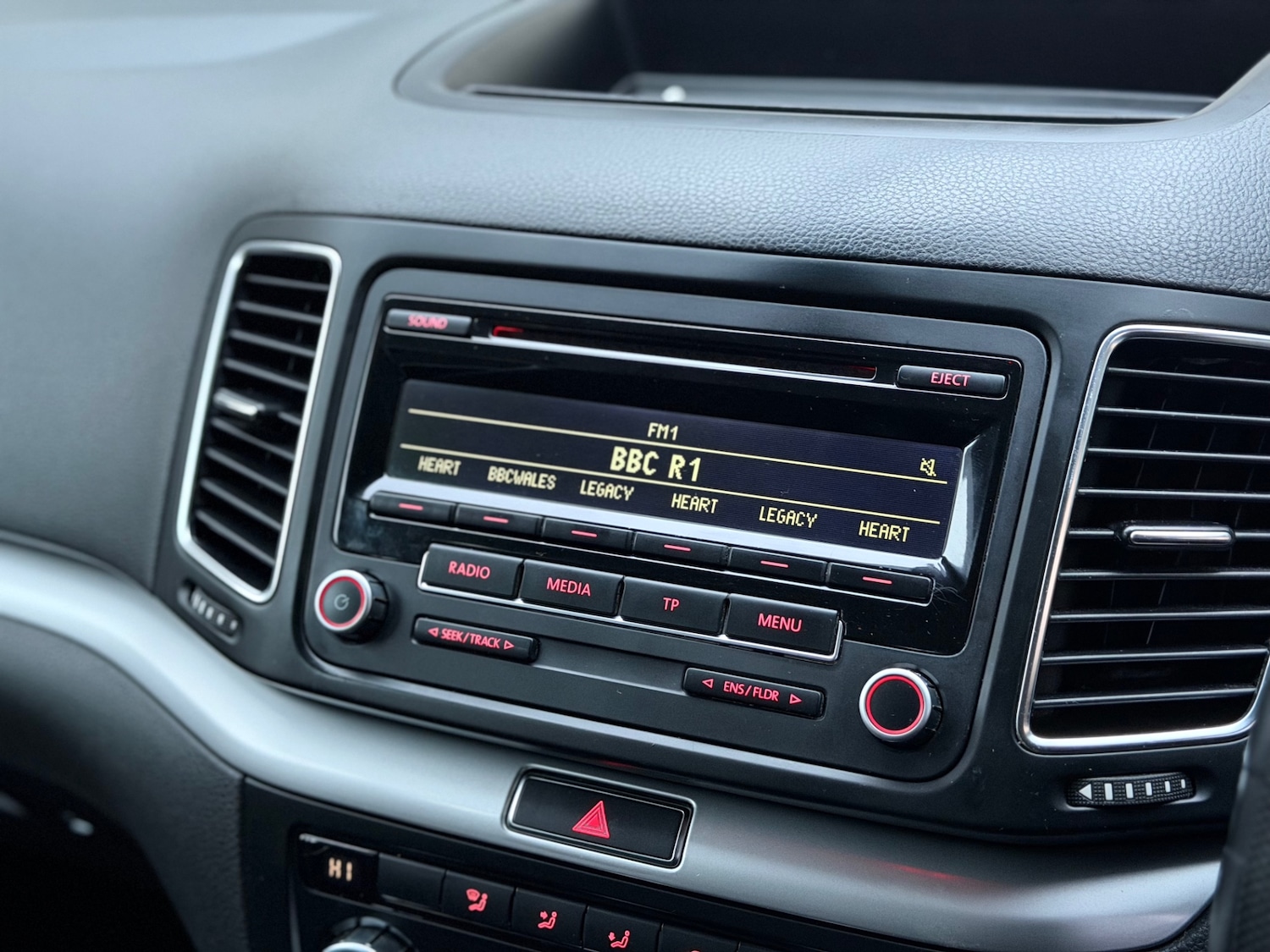 Used Volkswagen Sharan 2014 for sale - 77801941: Photo 15