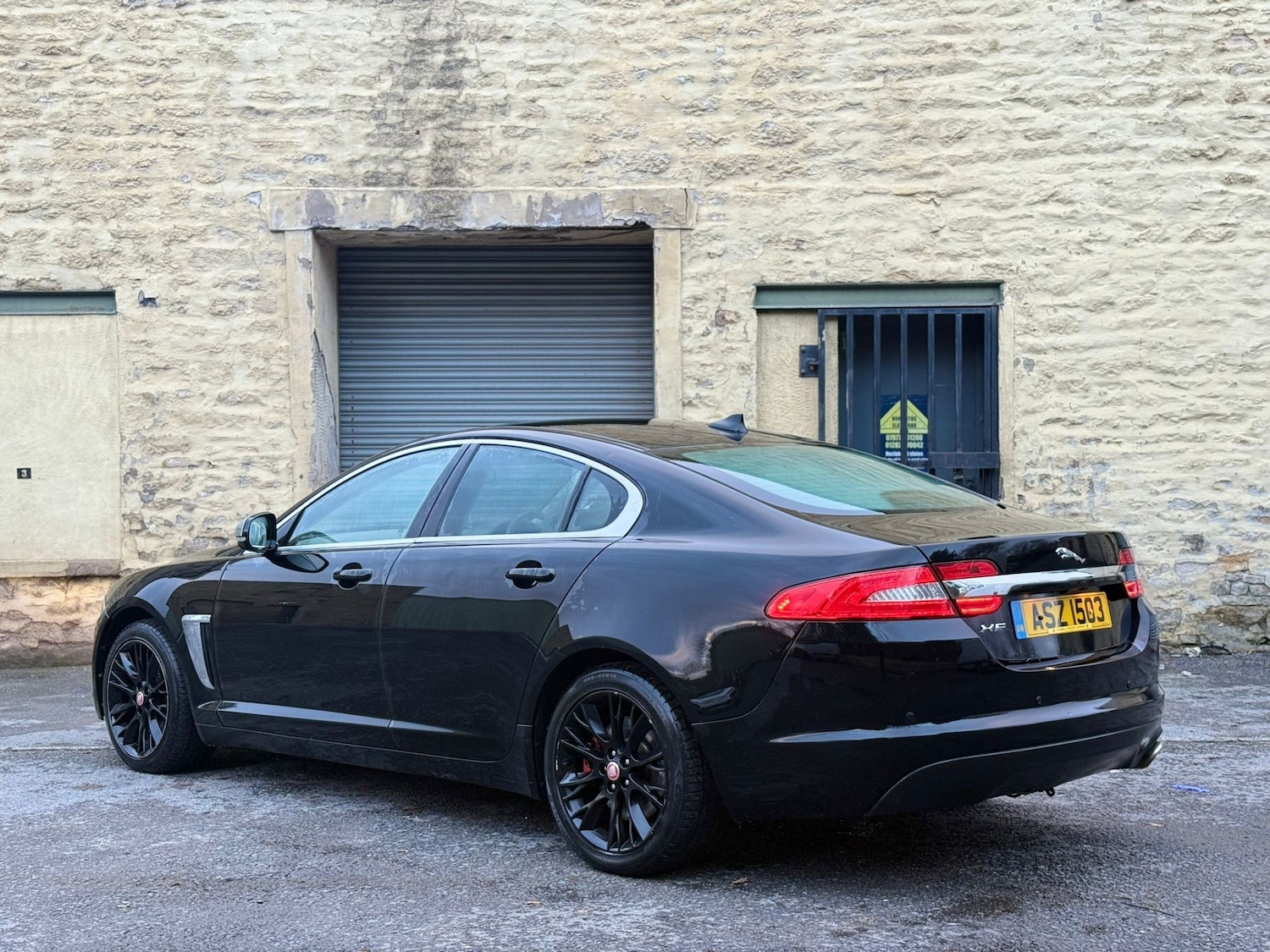 Used Jaguar XF 2013 for sale - 76570837: Photo 5