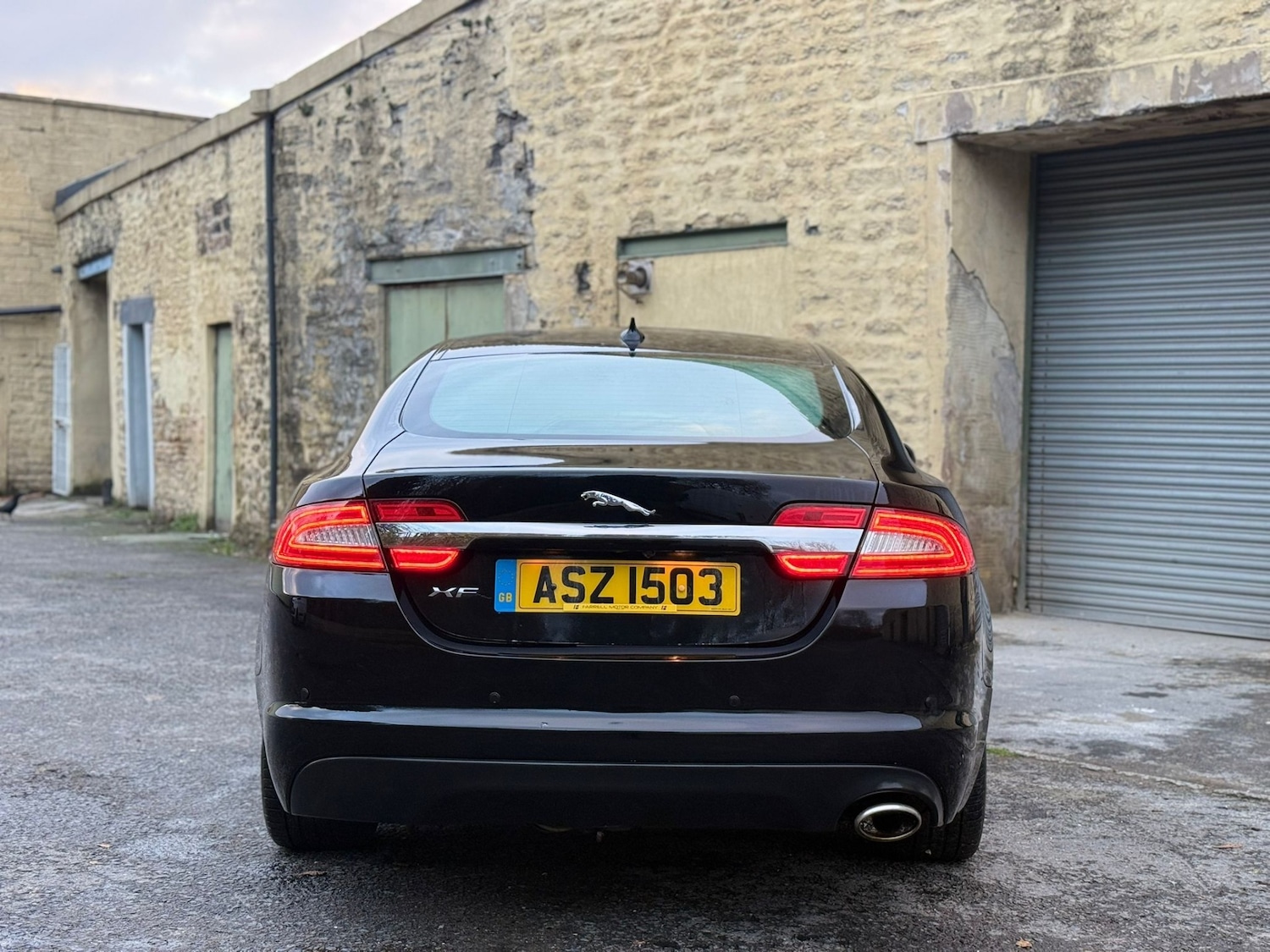 Used Jaguar XF 2013 for sale - 76570837: Photo 6