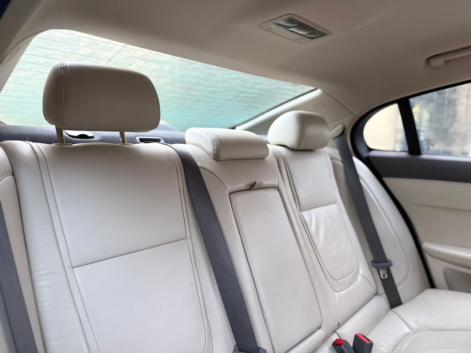 Used Jaguar XF 2013 for sale - 76570837: Photo 9