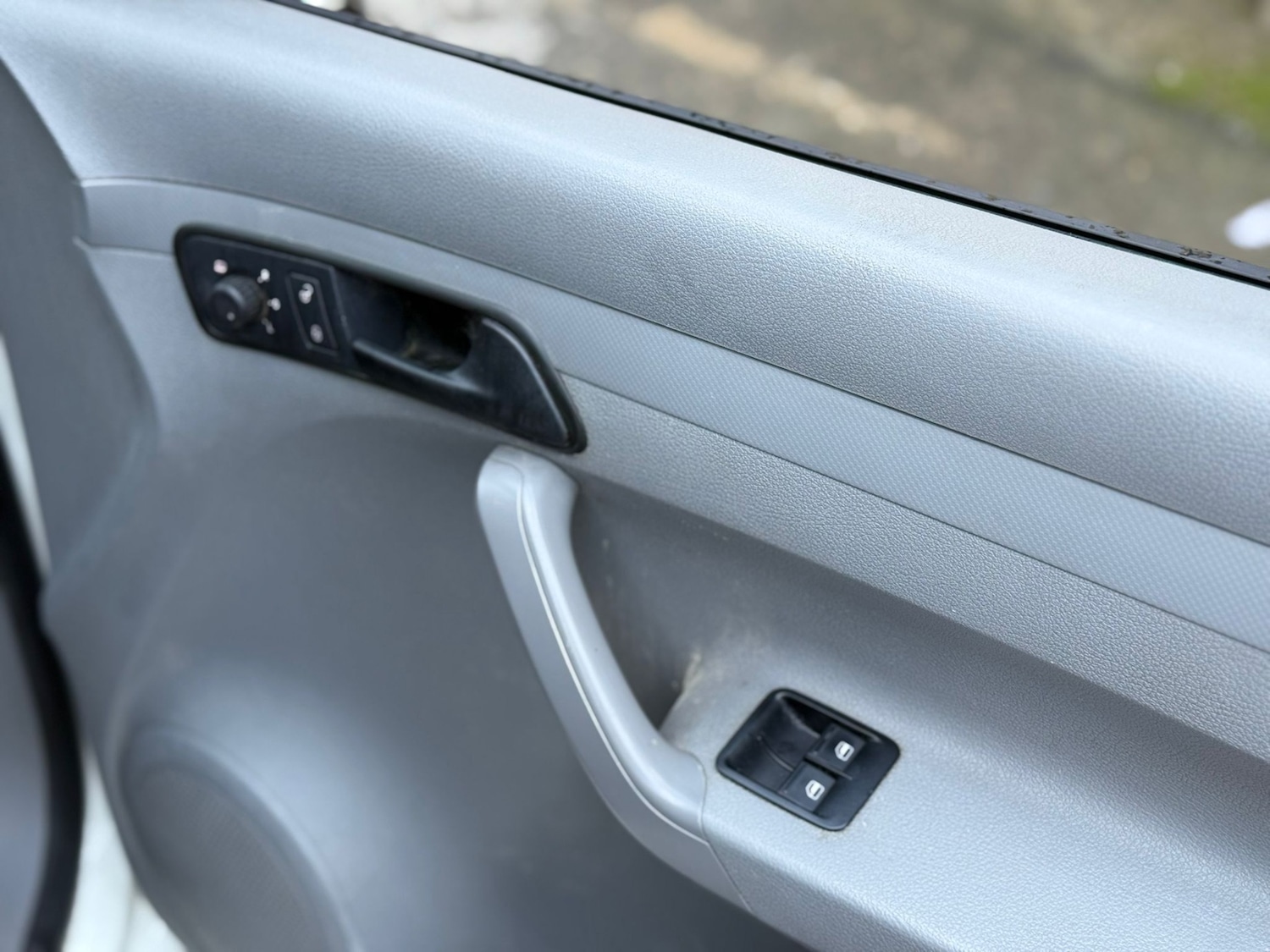 Used Volkswagen Caddy Maxi 2009 for sale - 76570919: Photo 16