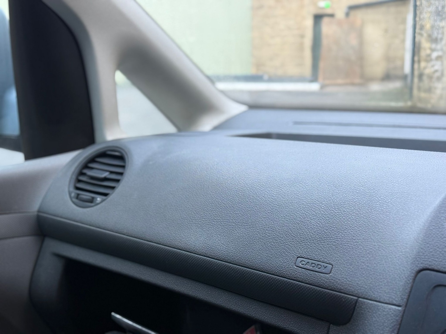 Used Volkswagen Caddy Maxi 2009 for sale - 76570919: Photo 17