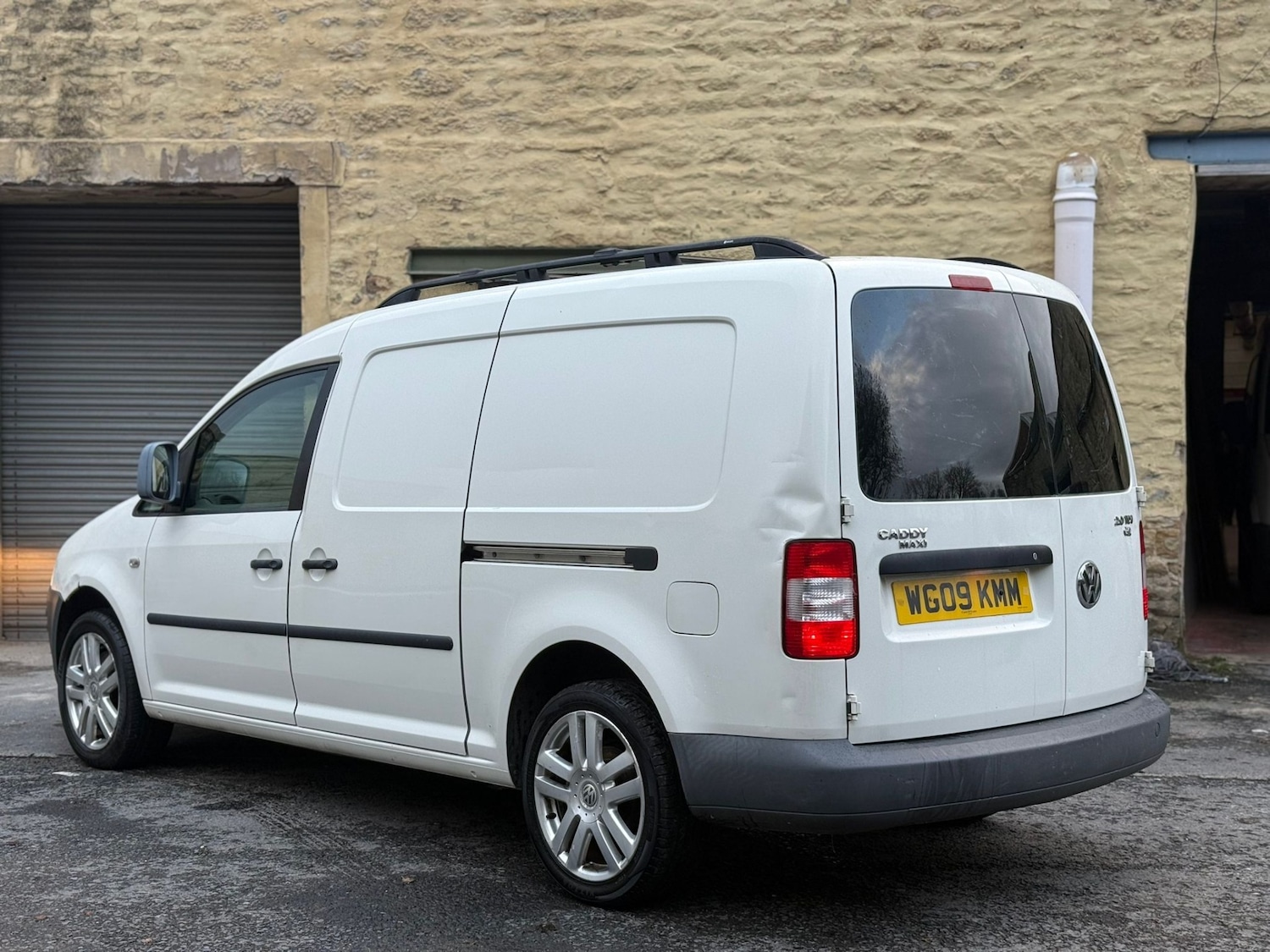 Used Volkswagen Caddy Maxi 2009 for sale - 76570919: Photo 4