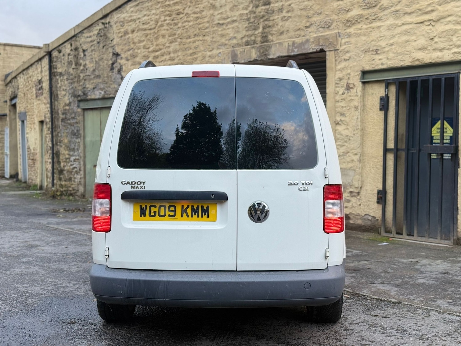Used Volkswagen Caddy Maxi 2009 for sale - 76570919: Photo 5
