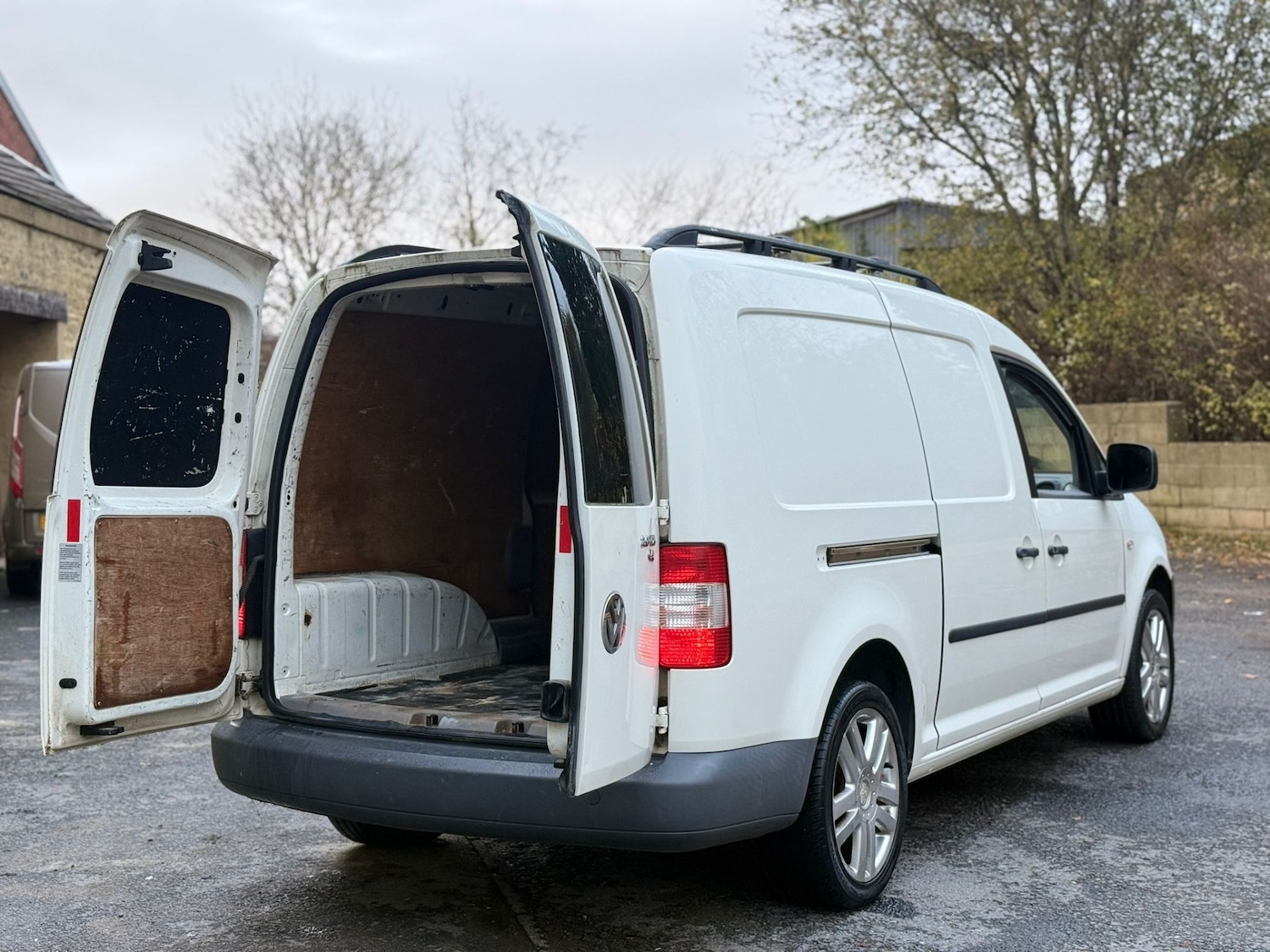 Used Volkswagen Caddy Maxi 2009 for sale - 76570919: Photo 7