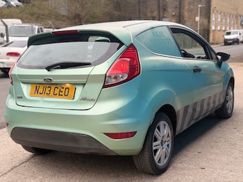 Used Ford Fiesta 2013 for sale - 78122809: Photo