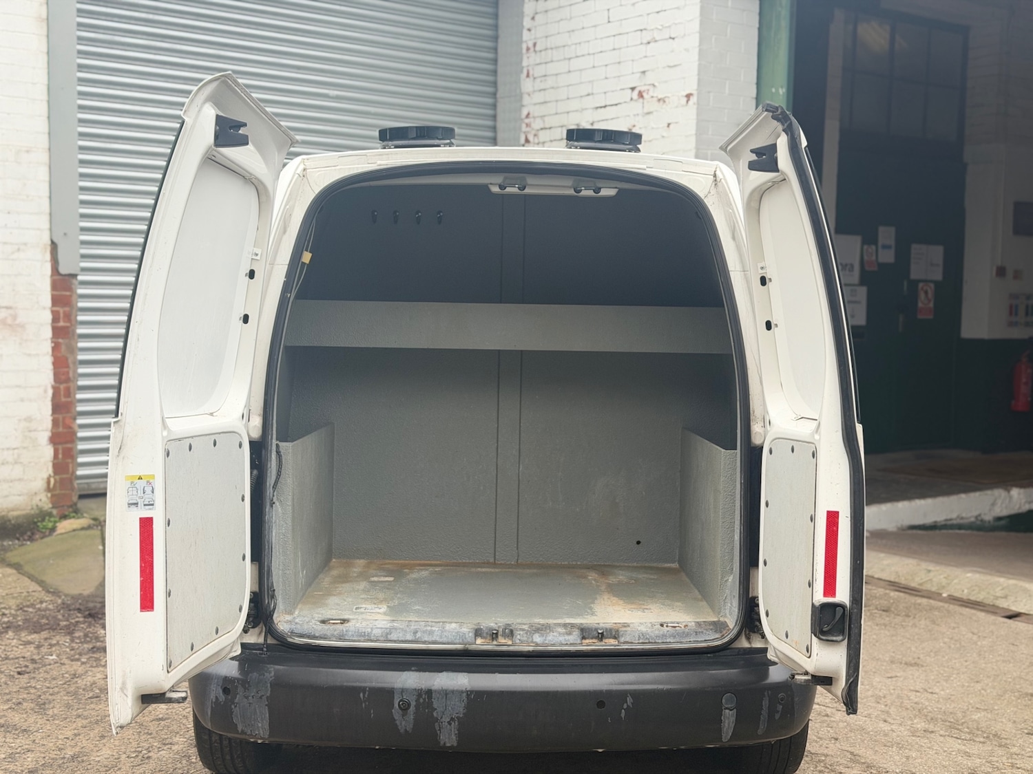 Used Volkswagen Caddy 2014 for sale - 77784817: Photo 9