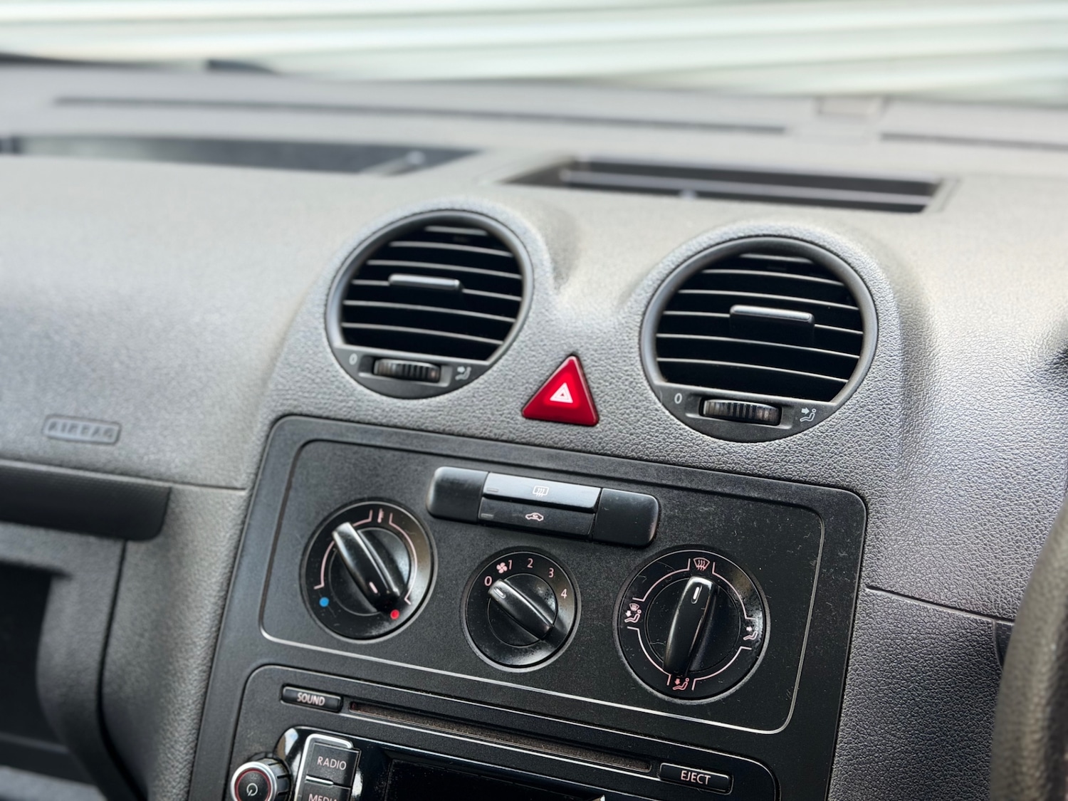 Used Volkswagen Caddy Maxi 2015 for sale - 77802500: Photo 15