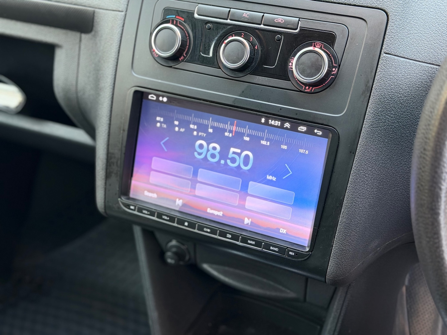 Used Volkswagen Caddy Maxi 2011 for sale - 76741498: Photo 11