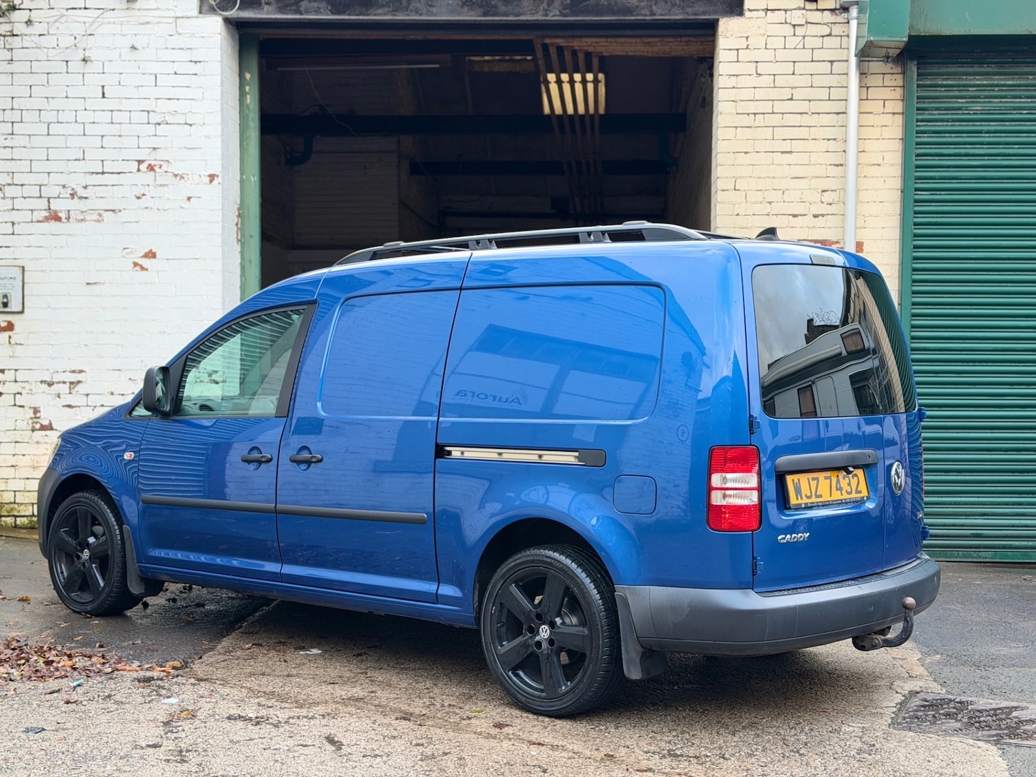 Used Volkswagen Caddy Maxi 2011 for sale - 76741498: Photo 4