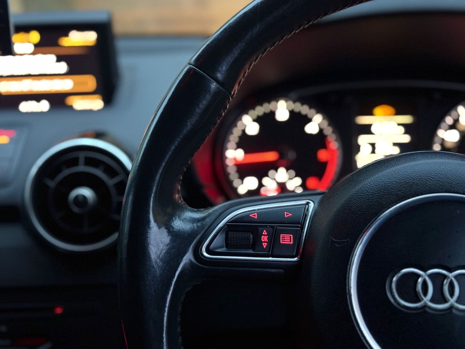 Used Audi A1 2013 for sale - 76527266: Photo 14