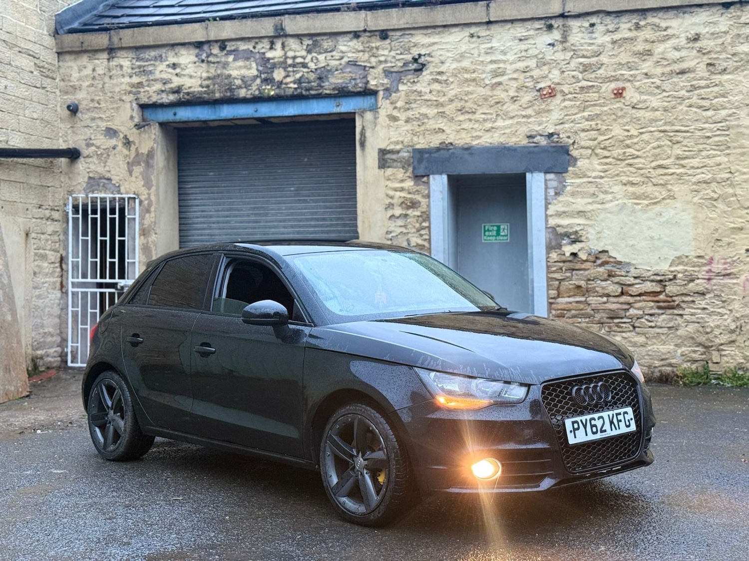 Used Audi A1 2013 for sale - 76527266: Photo 3