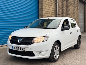 Used Dacia Sandero 2014 for sale - 79335333: Photo