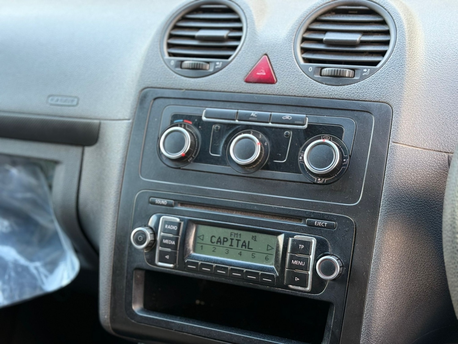 Used Volkswagen Caddy Maxi 2011 for sale - 76507356: Photo 14