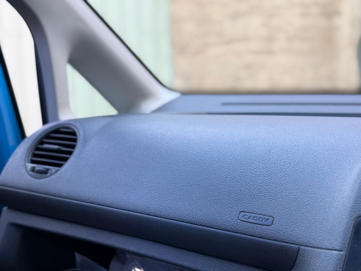 Used Volkswagen Caddy Maxi 2011 for sale - 76507356: Photo 16