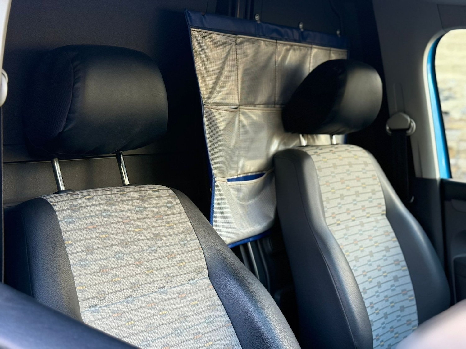 Used Volkswagen Caddy Maxi 2011 for sale - 76507356: Photo 9