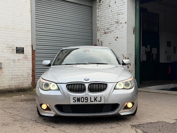 Used BMW 5 Series 2009 for sale - 77763966: Photo