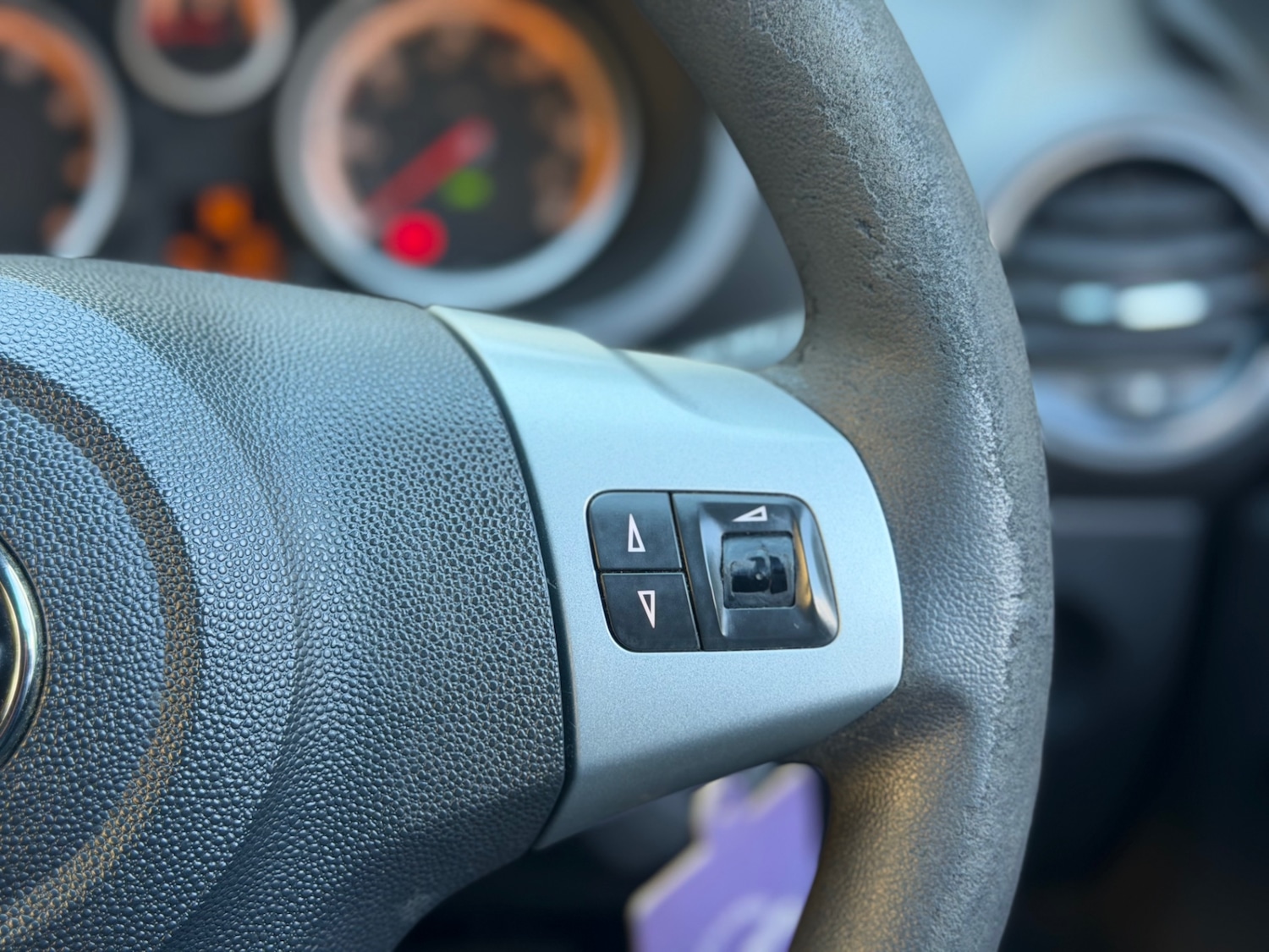 Used Vauxhall Corsa 2011 for sale - 77137925: Photo 20