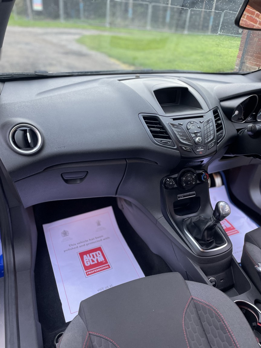 Used Ford Fiesta 2017 for sale - 76527354: Photo 20