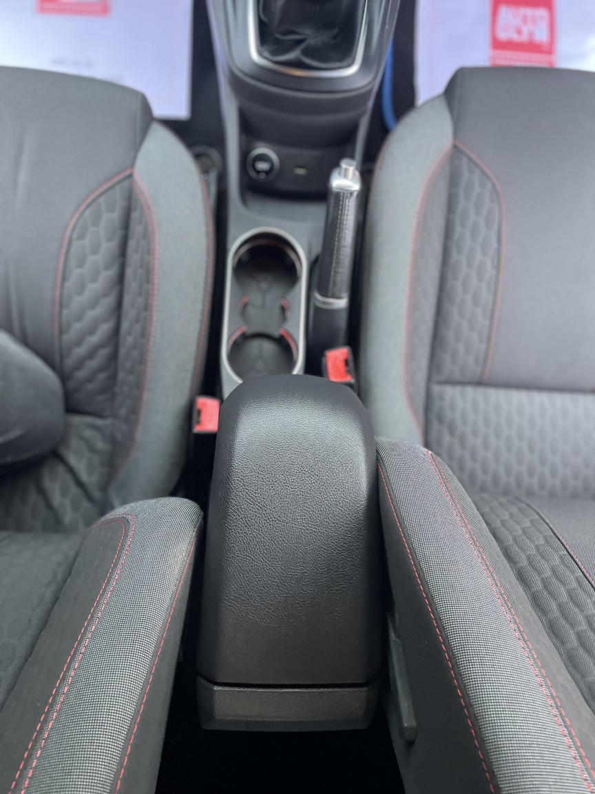 Used Ford Fiesta 2017 for sale - 76527354: Photo 25