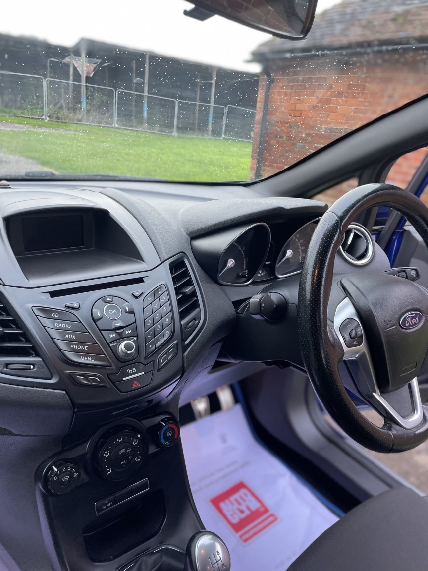 Used Ford Fiesta 2017 for sale - 76527354: Photo 26