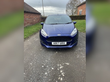 Used Ford Fiesta 2017 for sale - 76527354: Photo