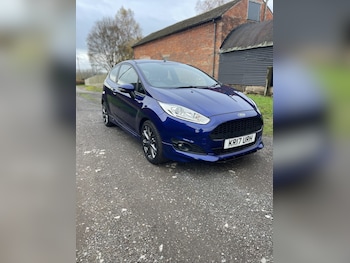 Used Ford Fiesta 2017 for sale - 76527354: Photo