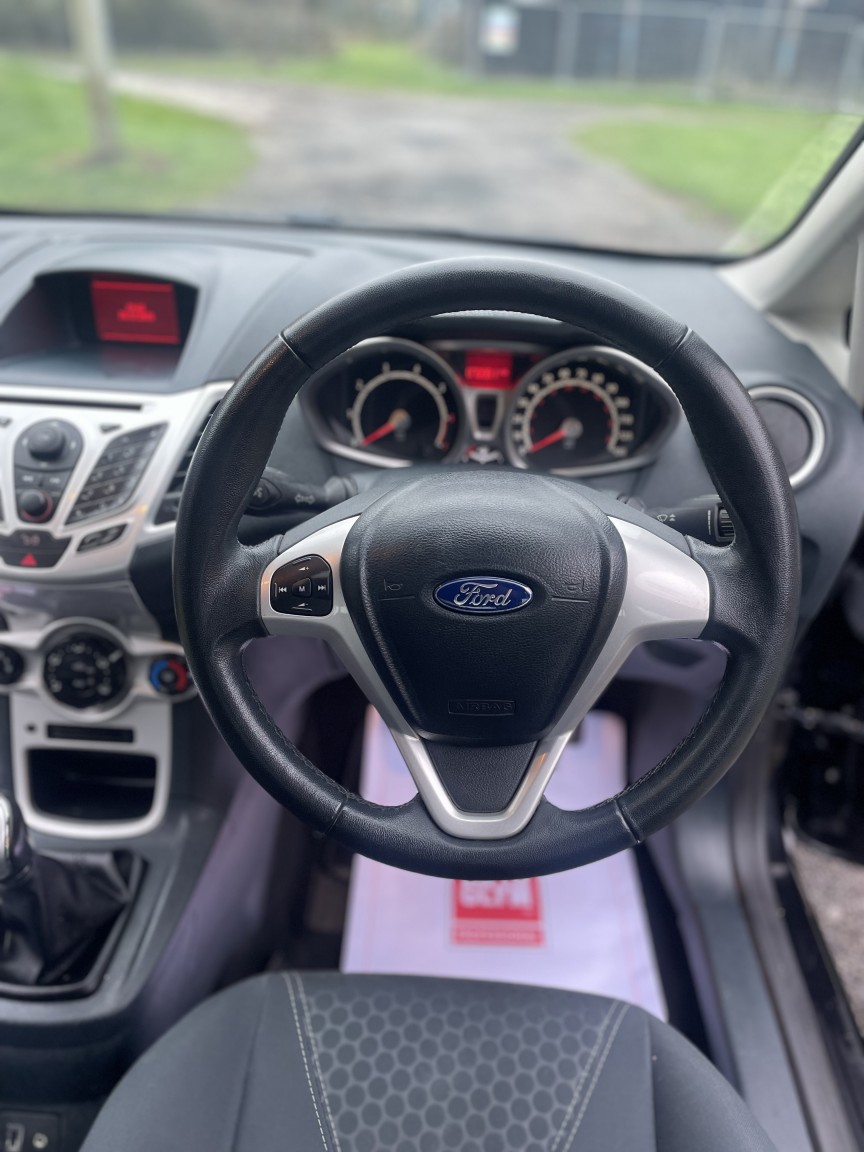 Used Ford Fiesta 2012 for sale - 77023160: Photo 11