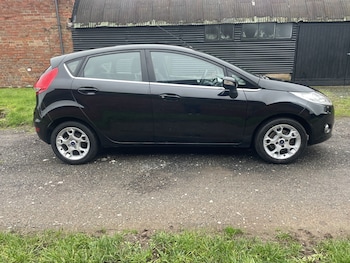 Used Ford Fiesta 2012 for sale - 77023160: Photo