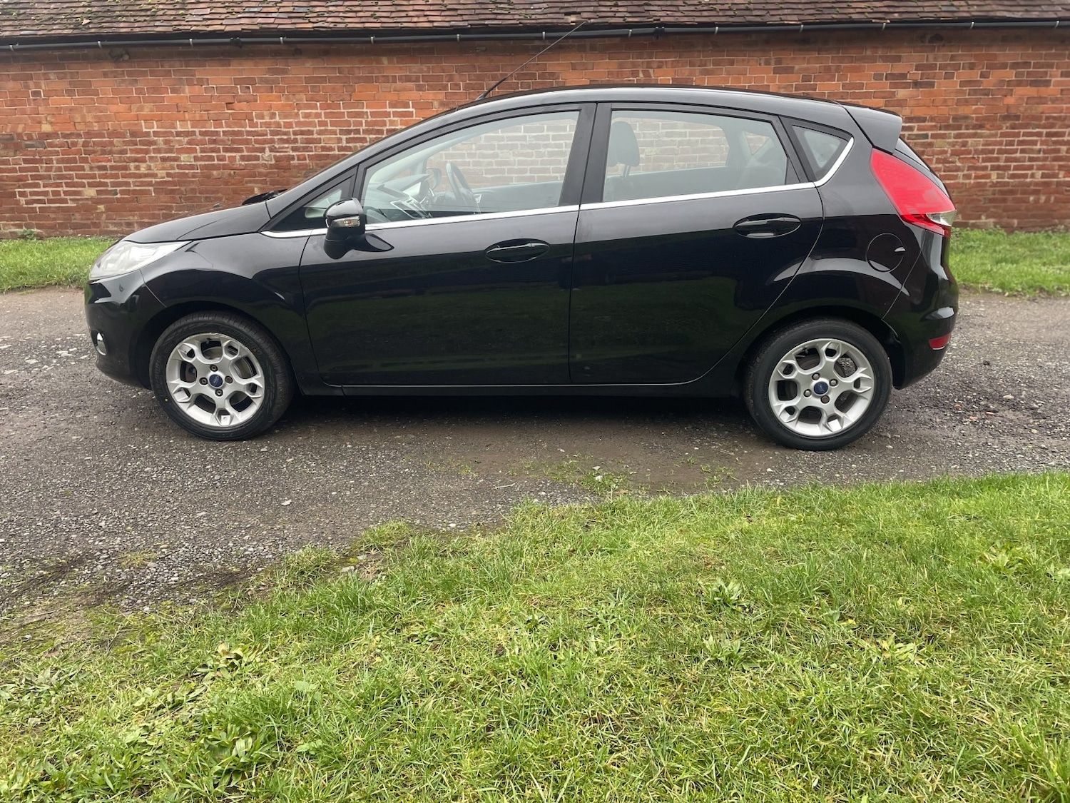 Used Ford Fiesta 2012 for sale - 77023160: Photo 5