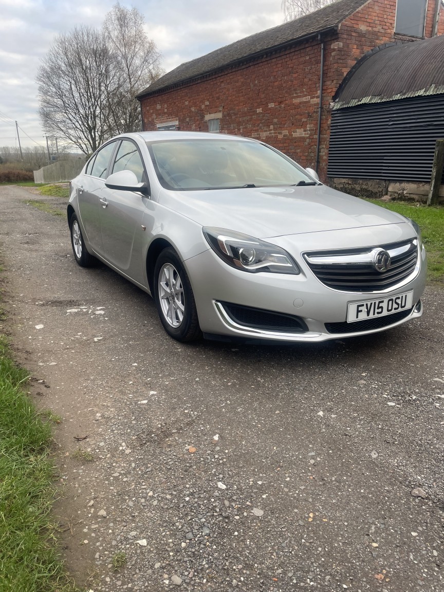 Used Vauxhall Insignia 2015 for sale - 76598730: Photo 1