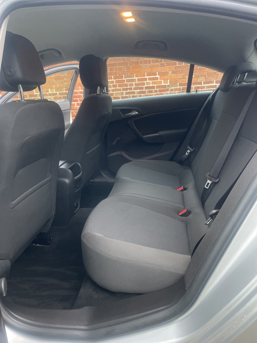 Used Vauxhall Insignia 2015 for sale - 76598730: Photo 17