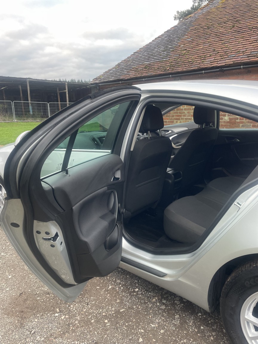 Used Vauxhall Insignia 2015 for sale - 76598730: Photo 19