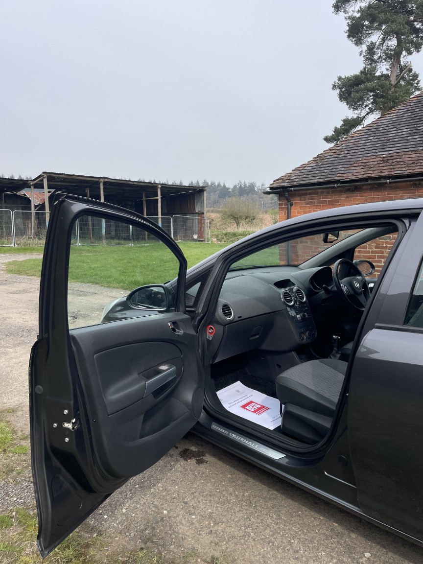 Used Vauxhall Corsa 2012 for sale - 77997200: Photo 12