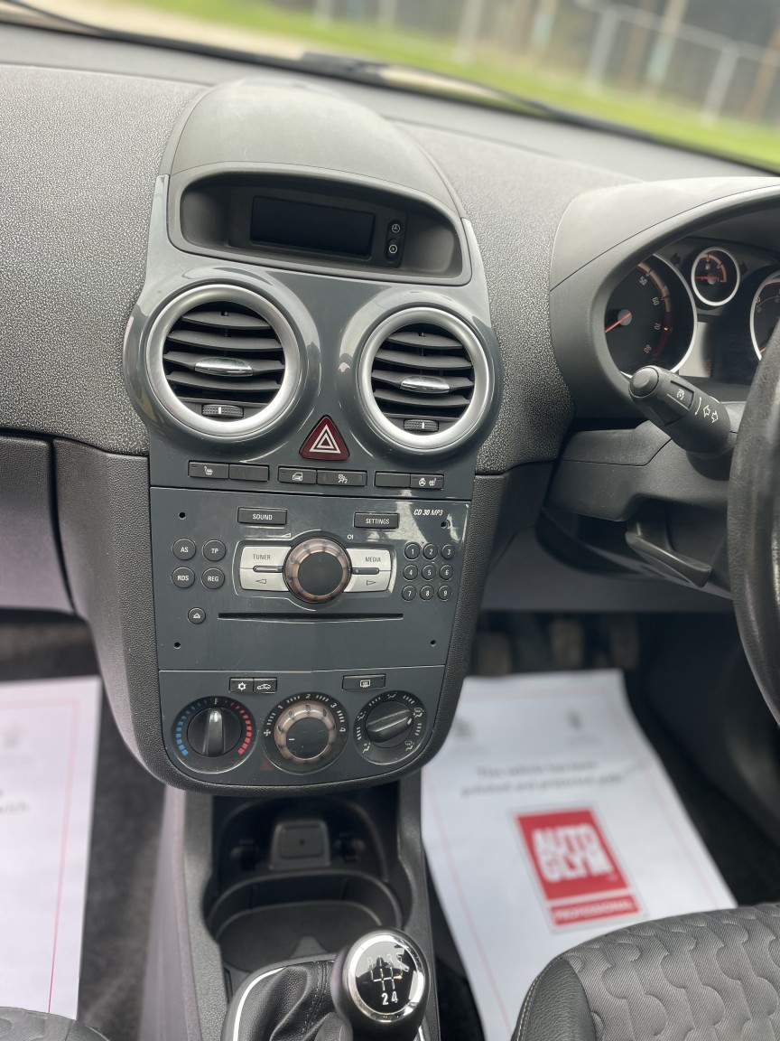 Used Vauxhall Corsa 2012 for sale - 77997200: Photo 15