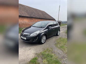 Used Vauxhall Corsa 2012 for sale - 77997200: Photo