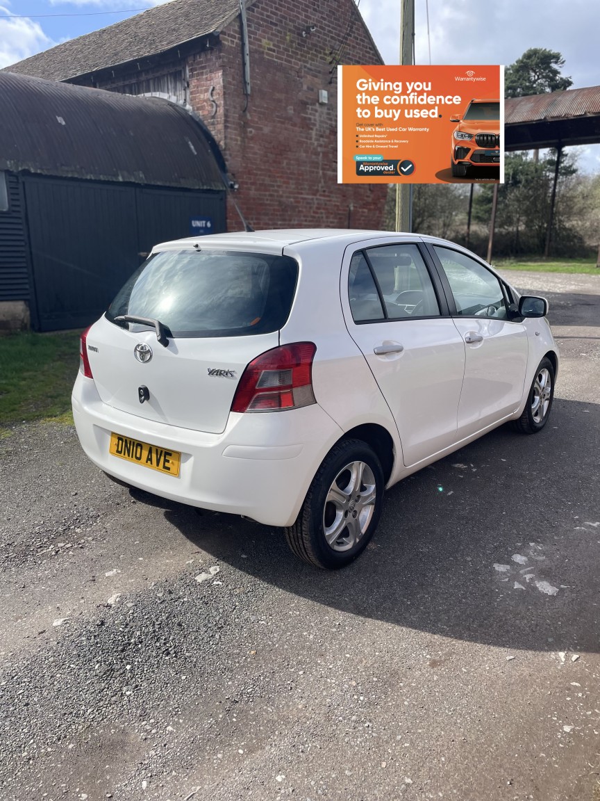 Used Toyota Yaris 2010 for sale - 77880945: Photo 4