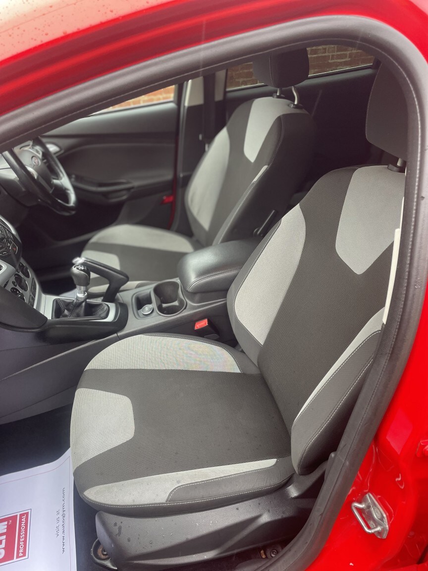 Used Ford Focus 2014 for sale - 76382470: Photo 16