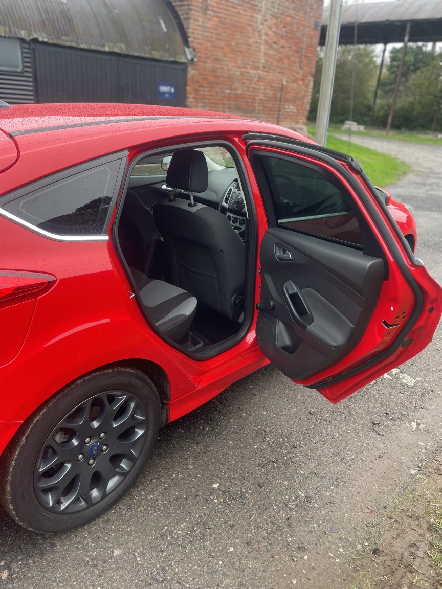 Used Ford Focus 2014 for sale - 76382470: Photo 20