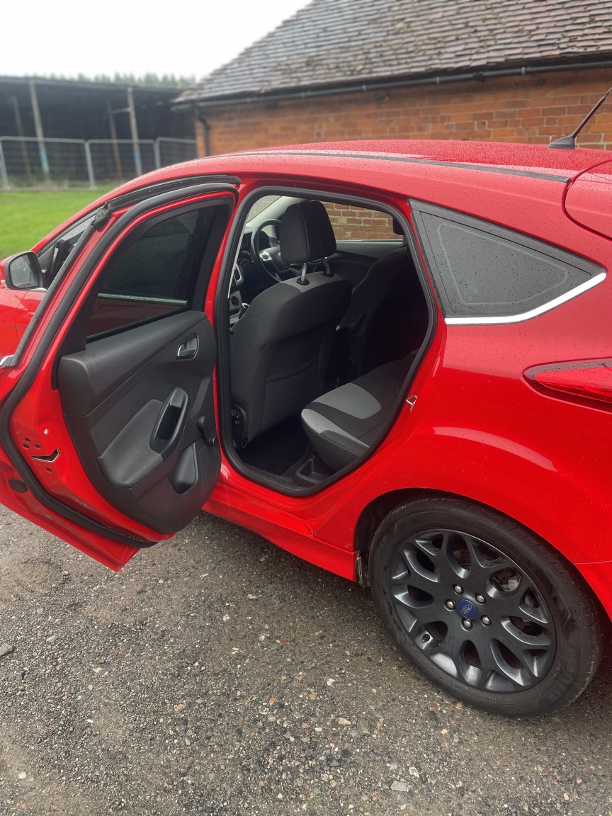 Used Ford Focus 2014 for sale - 76382470: Photo 22