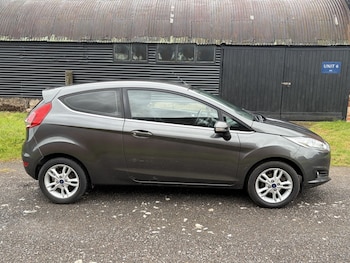 Used Ford Fiesta 2015 for sale - 78610897: Photo