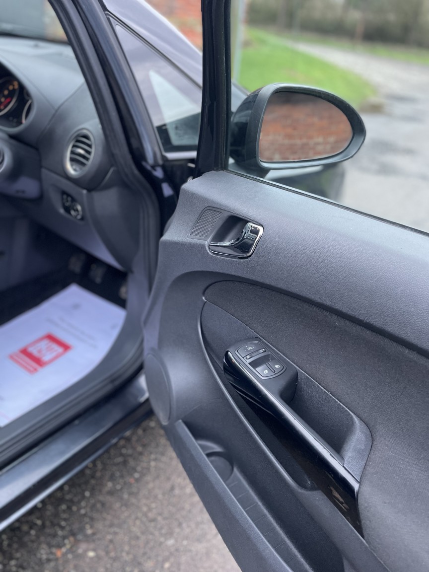 Used Vauxhall Corsa 2013 for sale - 77395153: Photo 10