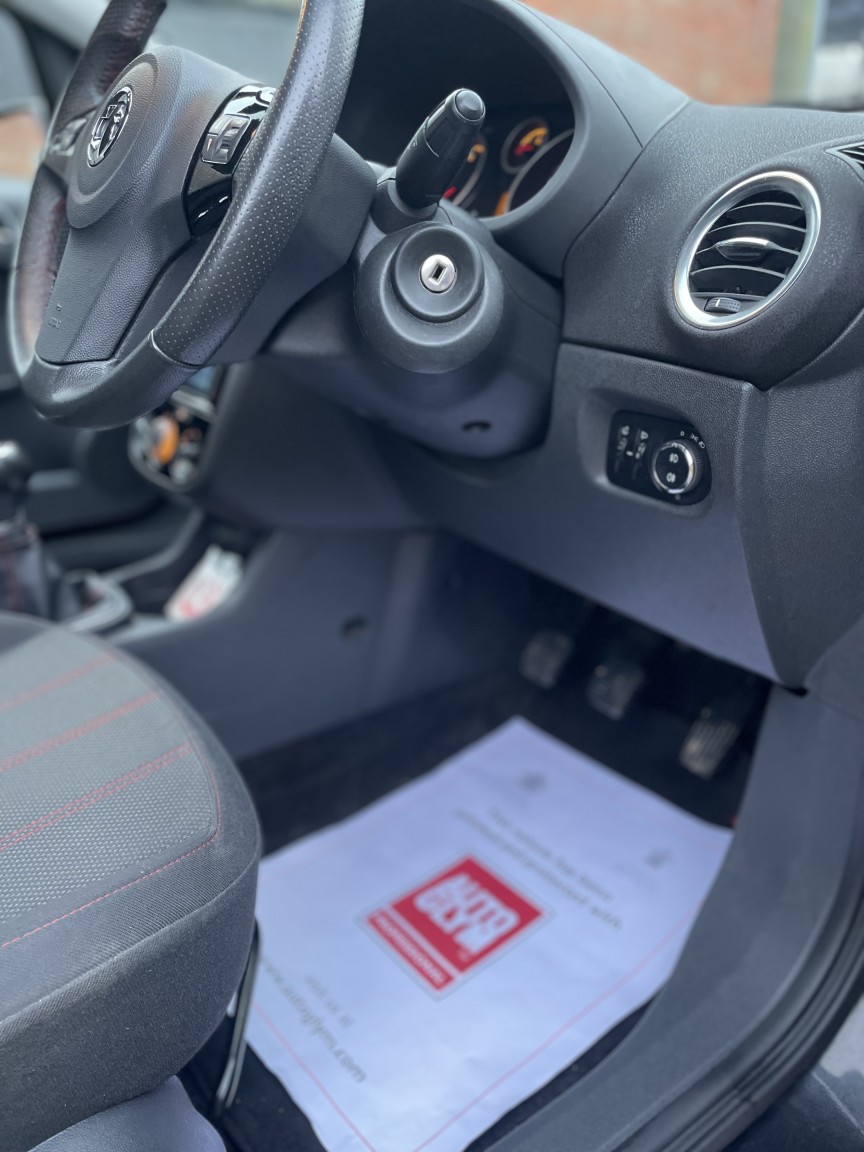 Used Vauxhall Corsa 2013 for sale - 77395153: Photo 11