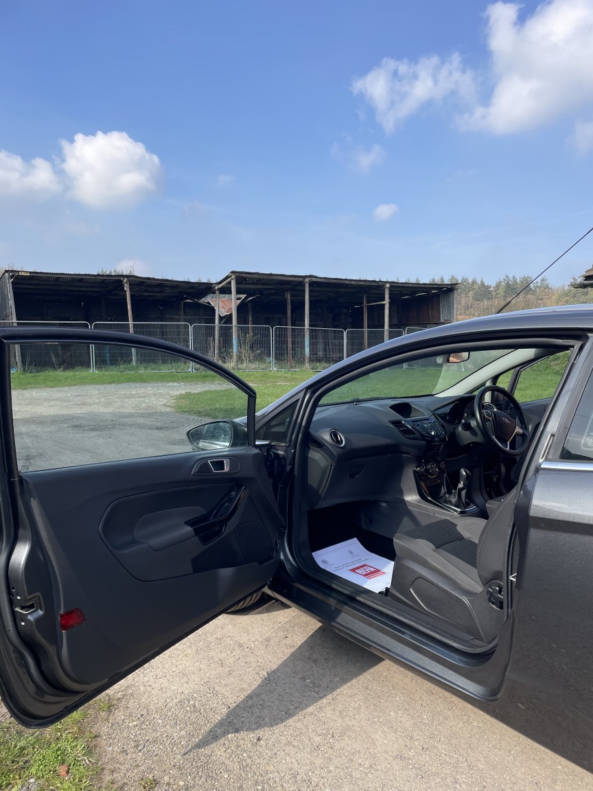 Used Ford Fiesta 2015 for sale - 77979954: Photo 16