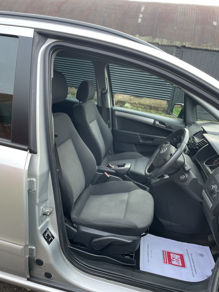 Used Vauxhall Zafira 2012 for sale - 77487240: Photo 12