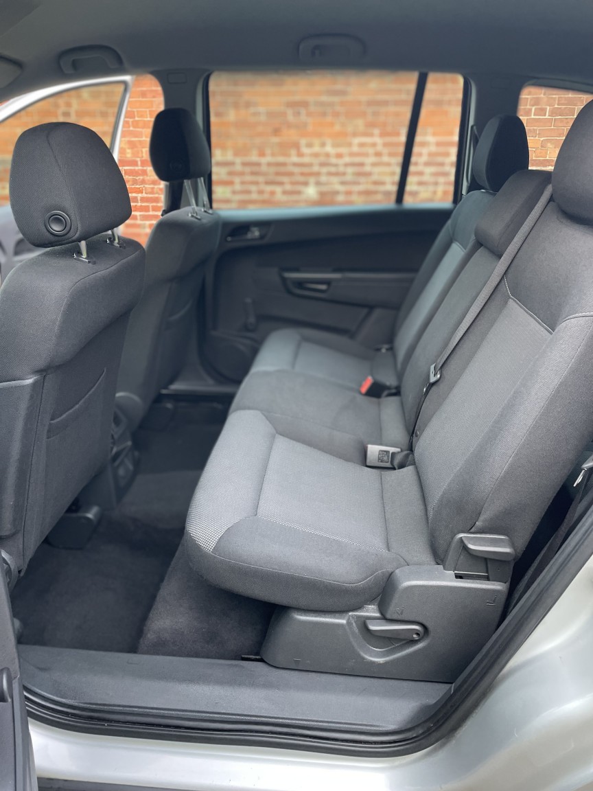 Used Vauxhall Zafira 2012 for sale - 77487240: Photo 21